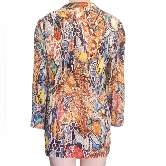 Top - Picture 2 of 4